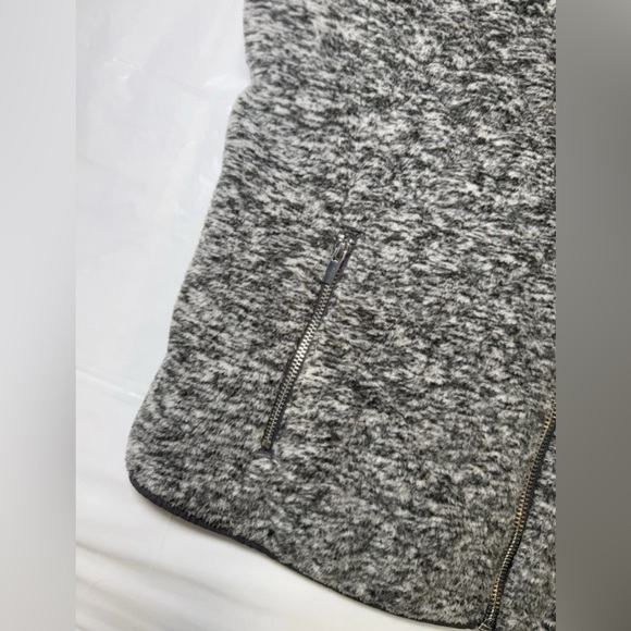 Abercrombie & Fitch Womens Soft Shell Fleece Quilted Grey Zip Up Vest Coat Sz S - Picture 8 of 9